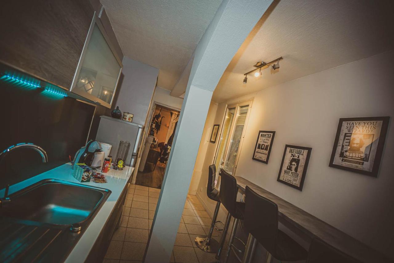 Repaire Du Sorcier Un Apartement Magique Труа Экстерьер фото