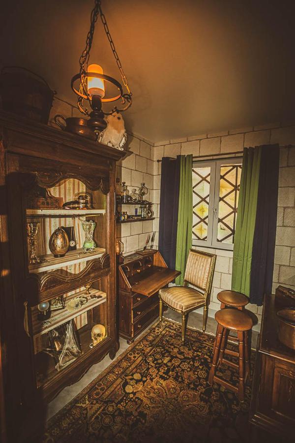 Repaire Du Sorcier Un Apartement Magique Труа Экстерьер фото