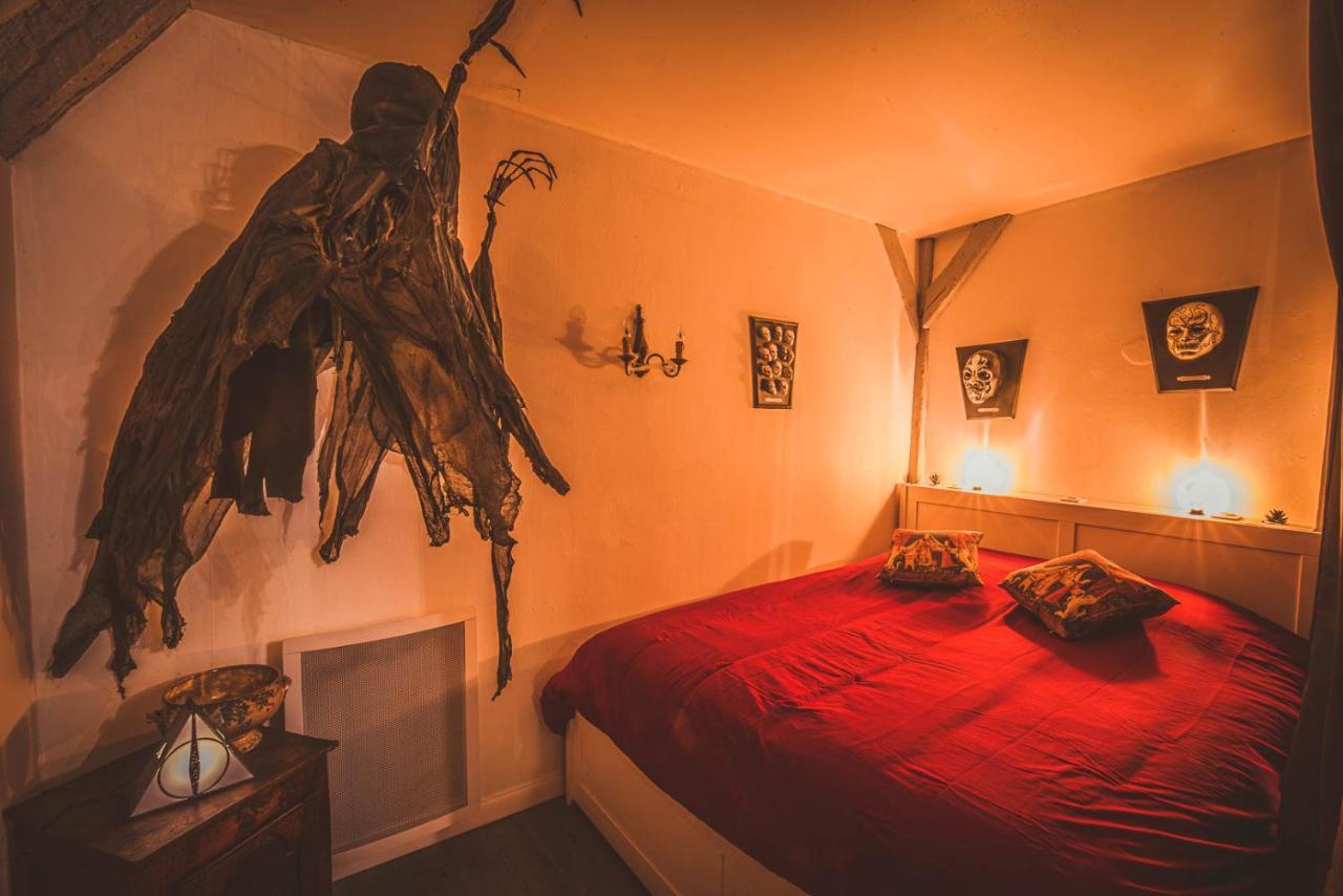Repaire Du Sorcier Un Apartement Magique Труа Экстерьер фото