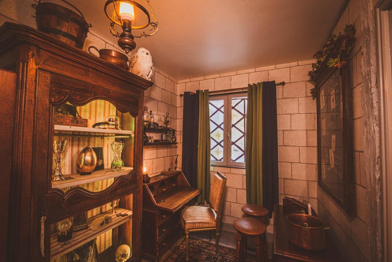Repaire Du Sorcier Un Apartement Magique Труа Экстерьер фото